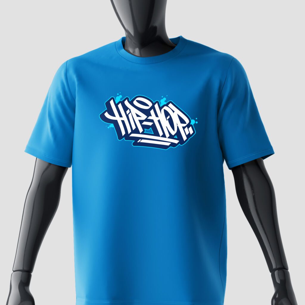 Mannequin arborant un t-shirt montrant un monde en bleu avec l'inscription "Hip-Pop", design exclusif de Moraless Ltd.